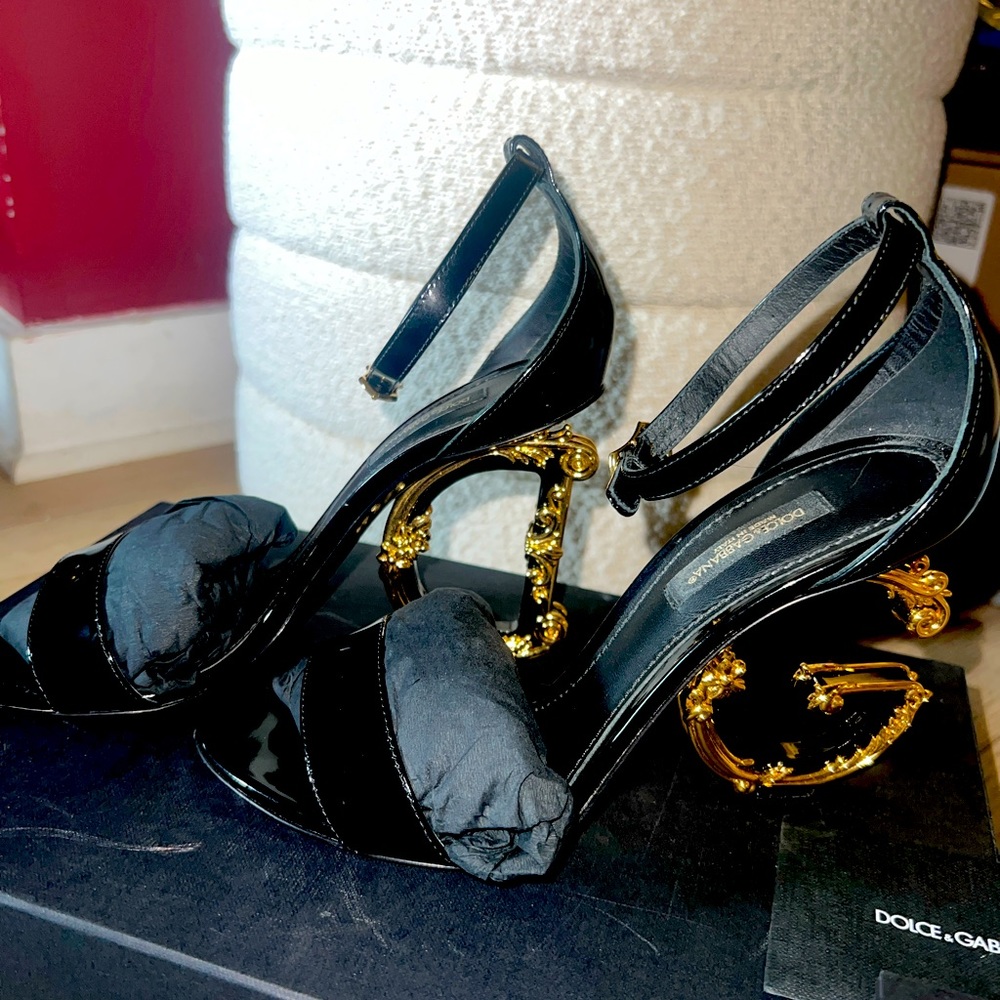 DG patent leather heels